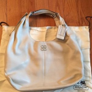 Perfect for summer! Coach white hobo shoulder bag